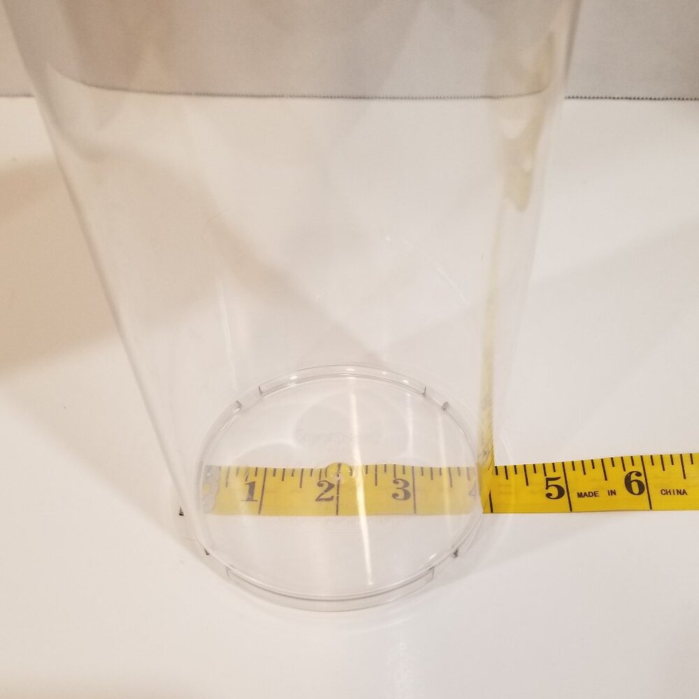 Click Clack 2.3 Quart Tall Pantry Canister, EUC - Picture 6 of 6